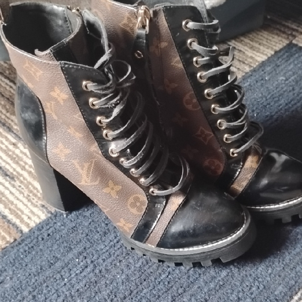 Louis Vuitton Black and Brown Lace-Up Boots